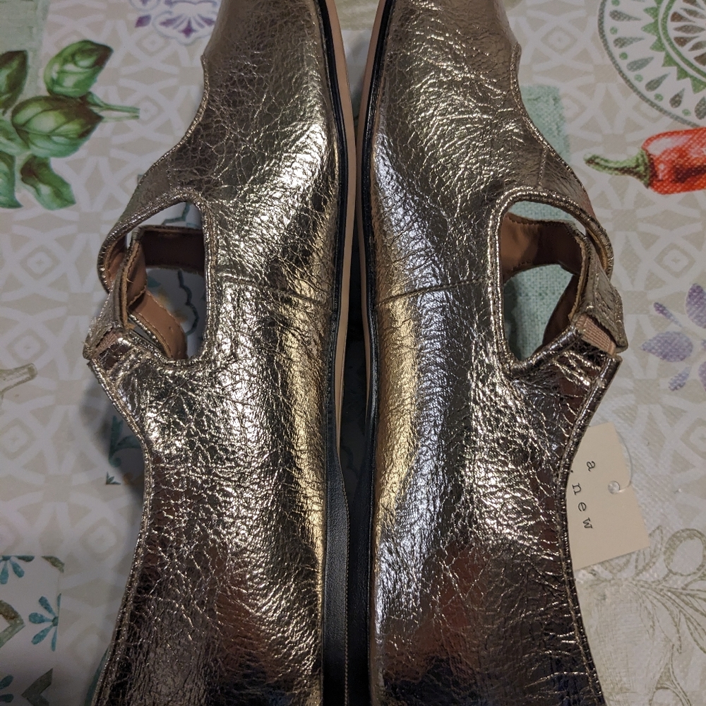a new day Metallic Cross-Strap Flats - Picture 5 of 6
